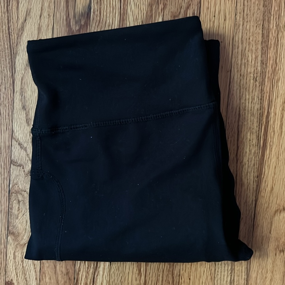 Threads for Thought Leggings